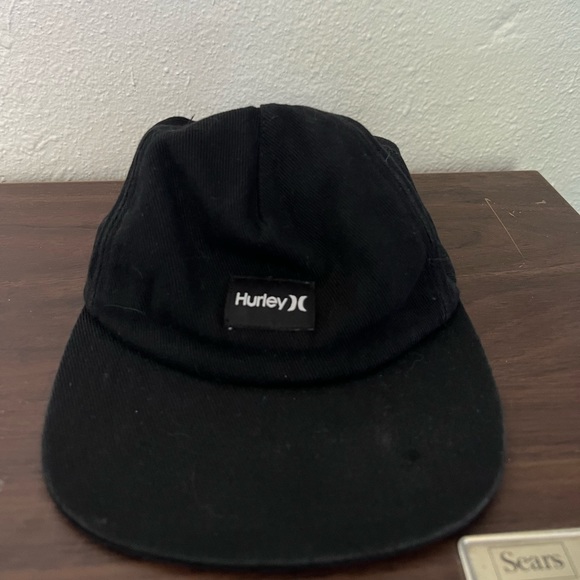 Hurley SnapBack - Picture 2 of 3